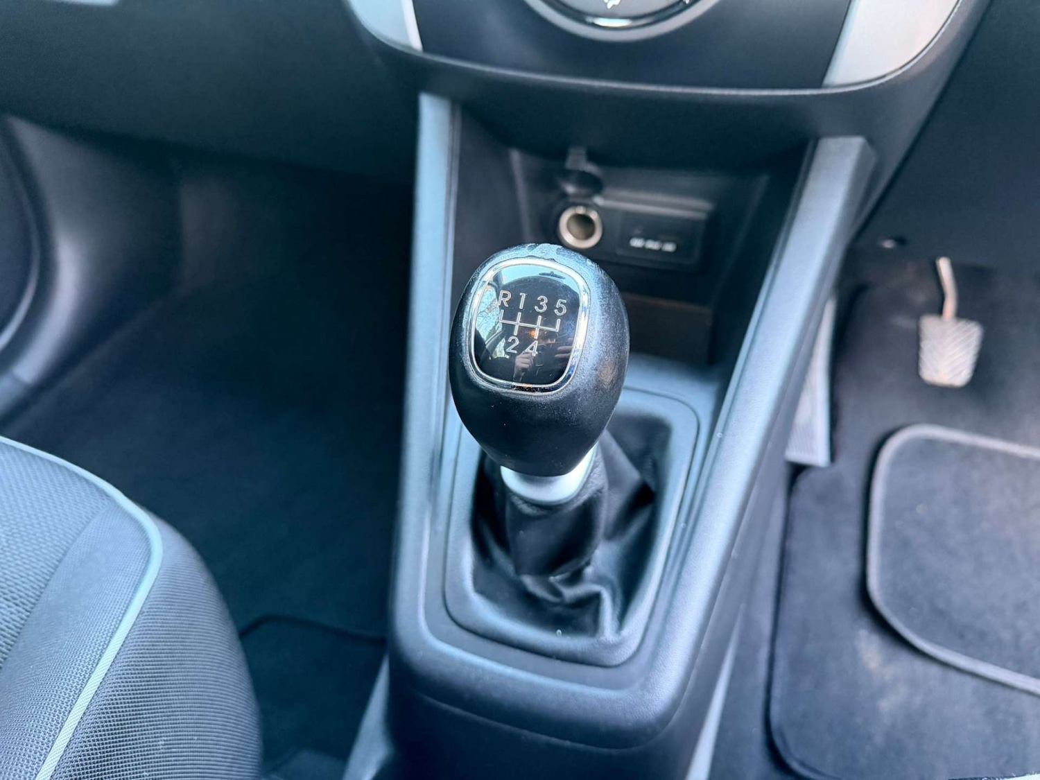 Used Kia Venga 2012 for sale - 76904936: Photo 65