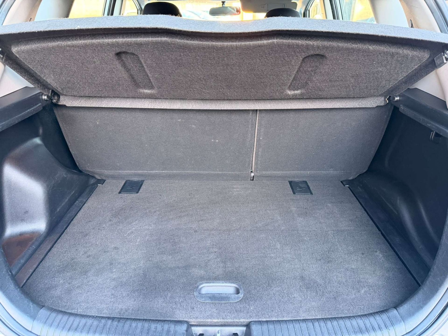 Used Kia Venga 2012 for sale - 76904936: Photo 68