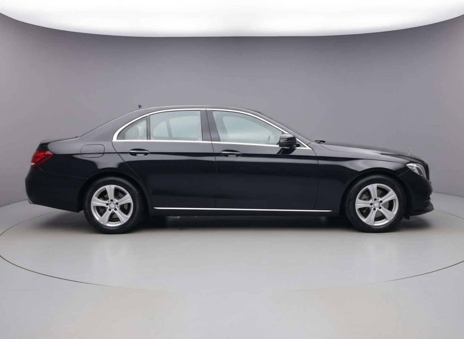 Used Mercedes-Benz E Class 2016 for sale - 77793046: Photo 64