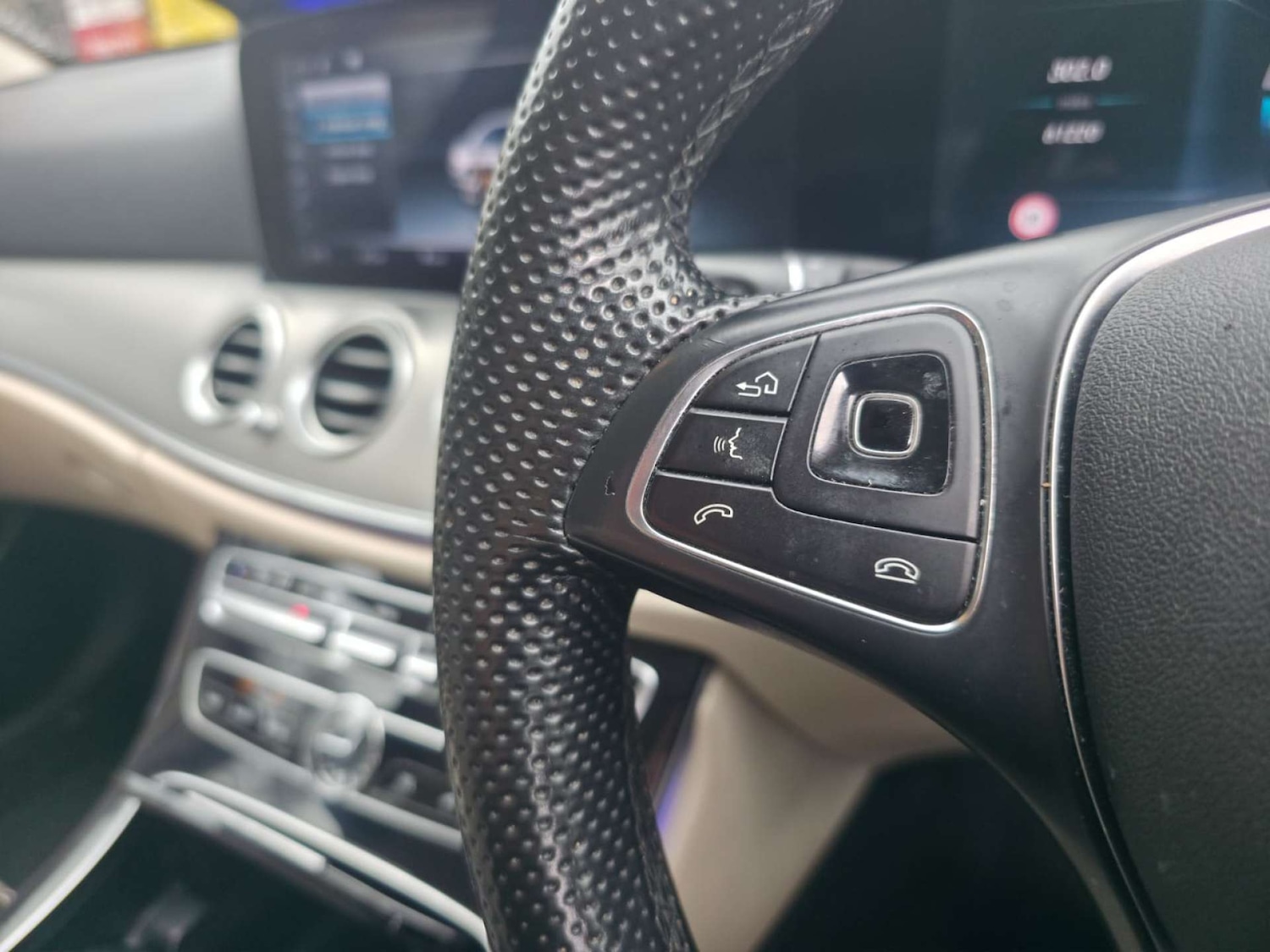 Used Mercedes-Benz E Class 2016 for sale - 77793046: Photo 70