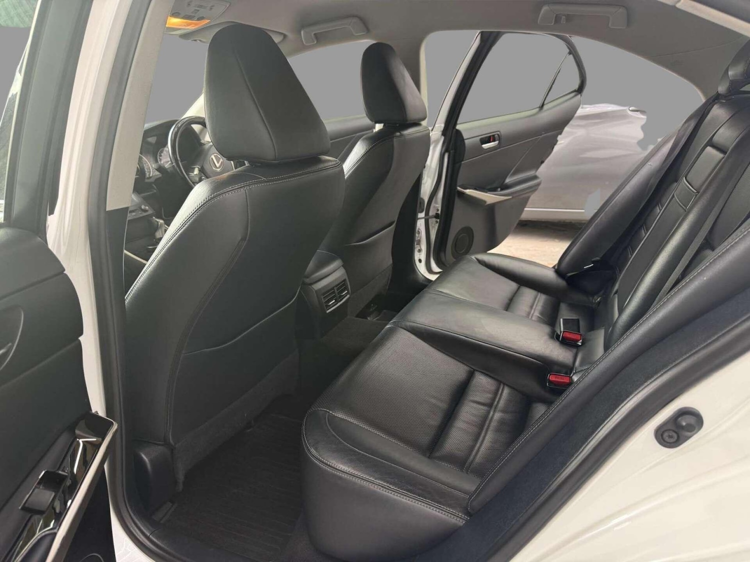 Used Lexus IS 2016 for sale - 75825886: Photo 12