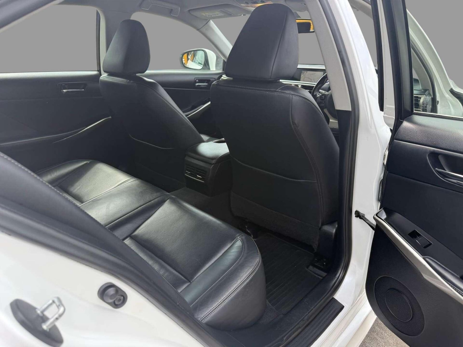 Used Lexus IS 2016 for sale - 75825886: Photo 19