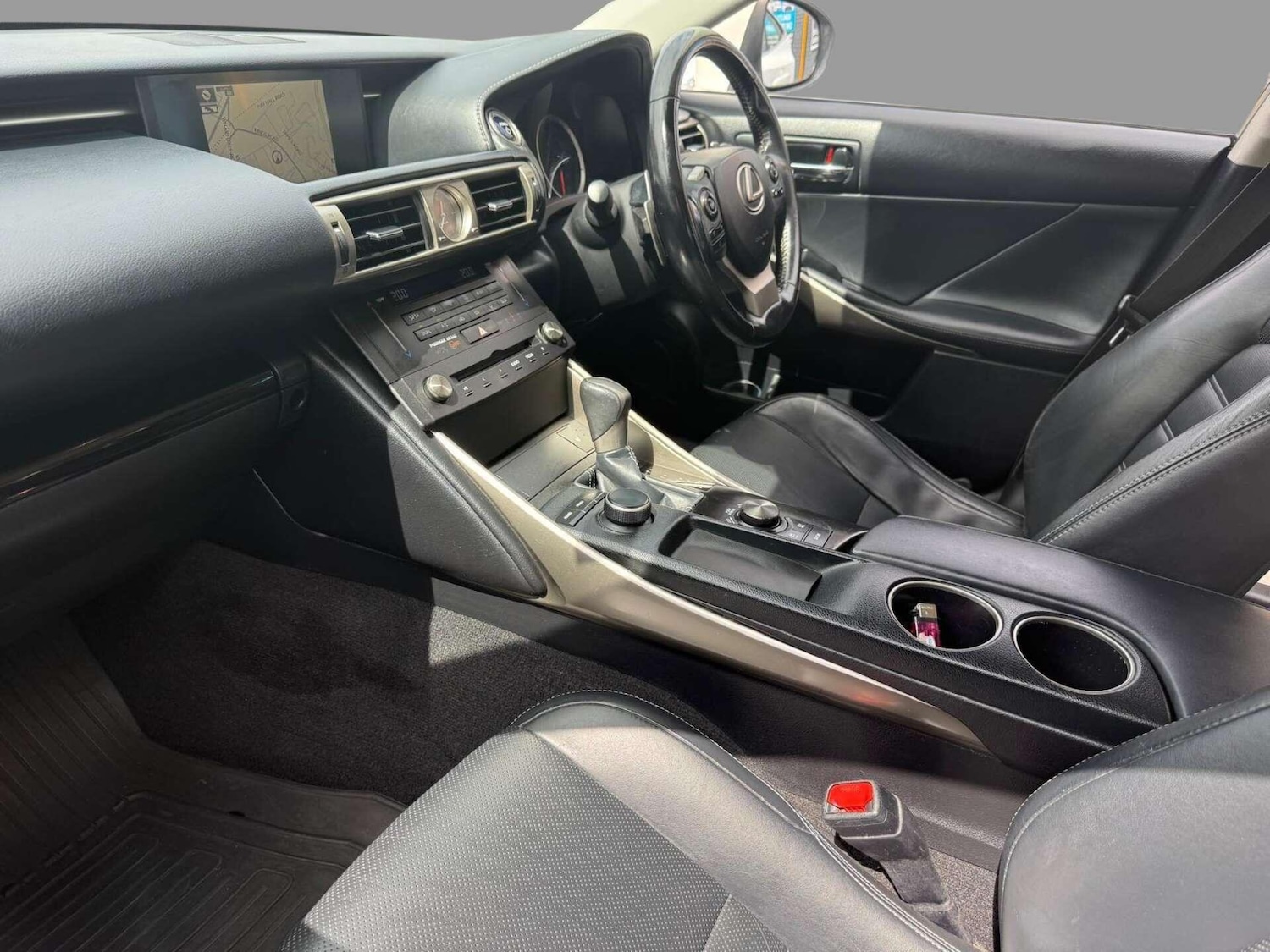 Used Lexus IS 2016 for sale - 75825886: Photo 26