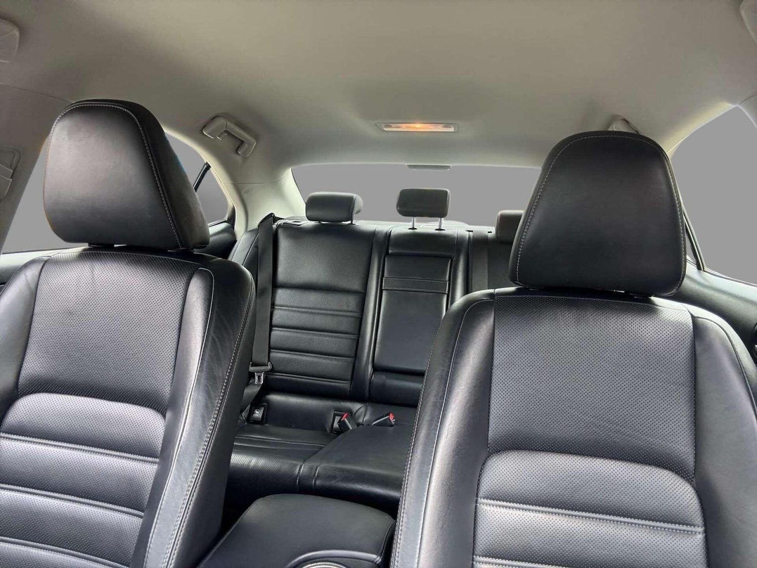 Used Lexus IS 2016 for sale - 75825886: Photo 29