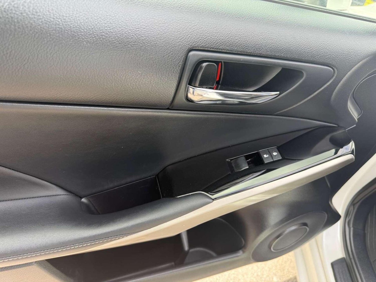 Used Lexus IS 2016 for sale - 75825886: Photo 38