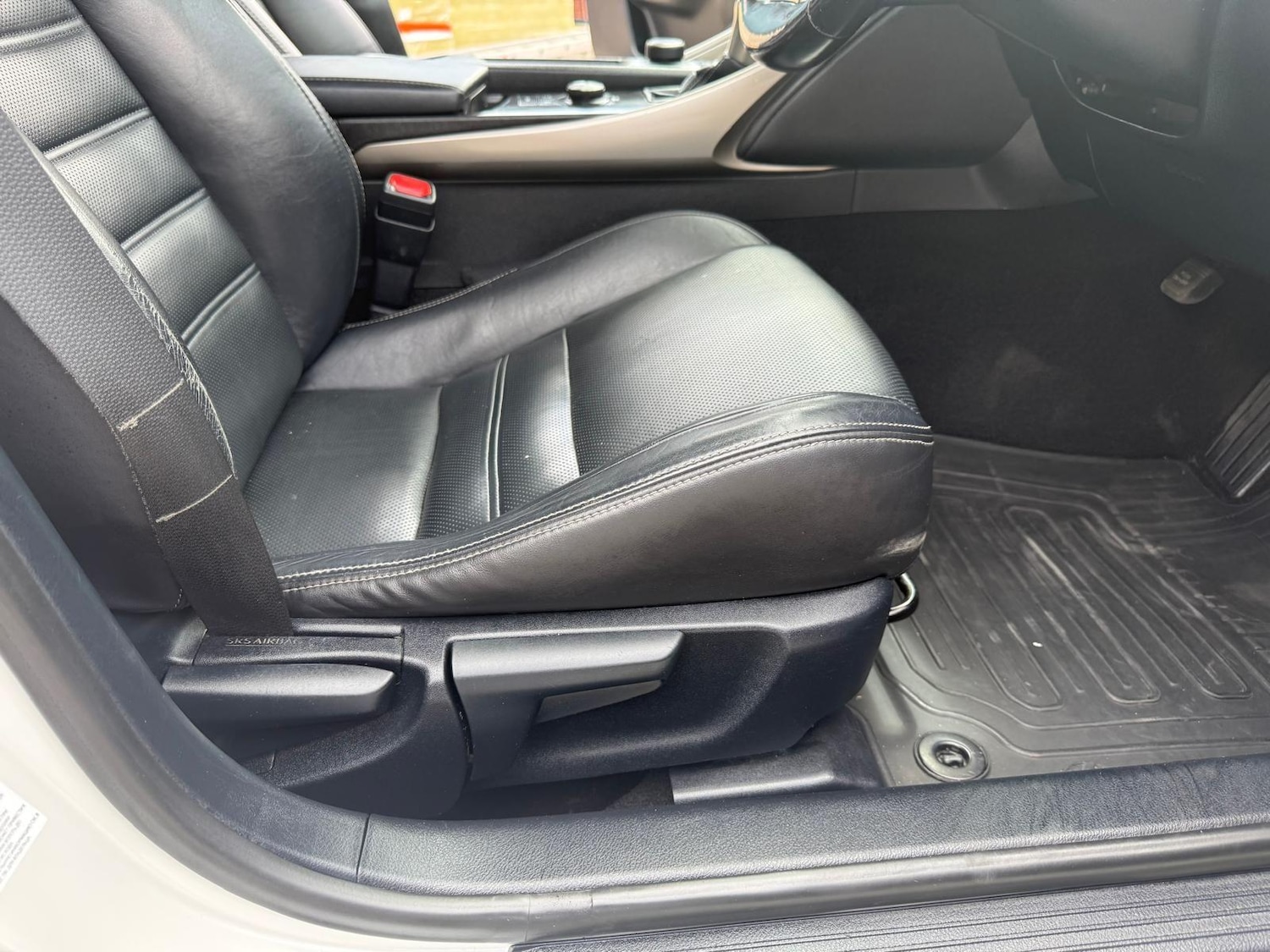 Used Lexus IS 2016 for sale - 75825886: Photo 45