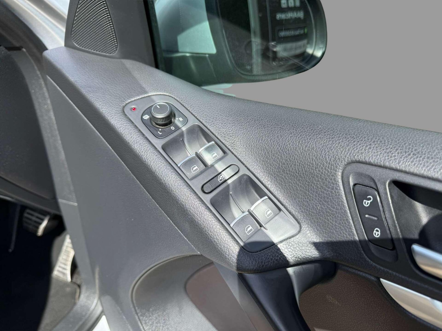 Used Volkswagen Tiguan 2015 for sale - 76260166: Photo 27