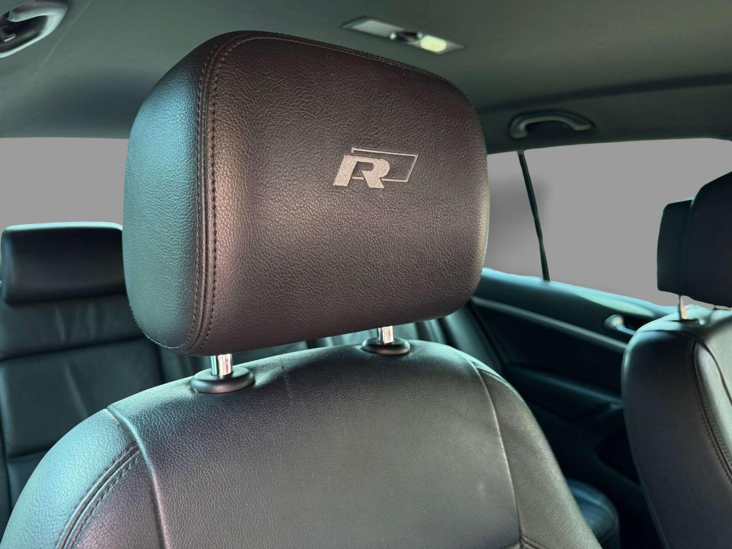 Used Volkswagen Tiguan 2015 for sale - 76260166: Photo 30