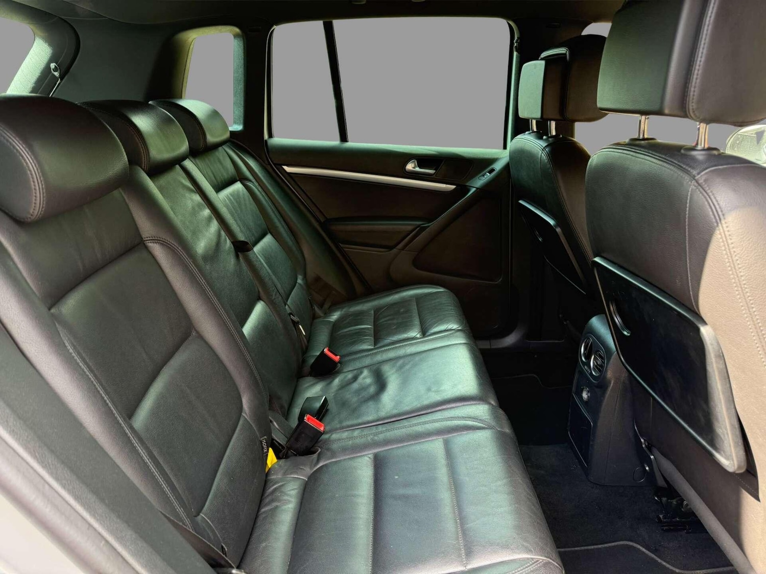 Used Volkswagen Tiguan 2015 for sale - 76260166: Photo 33