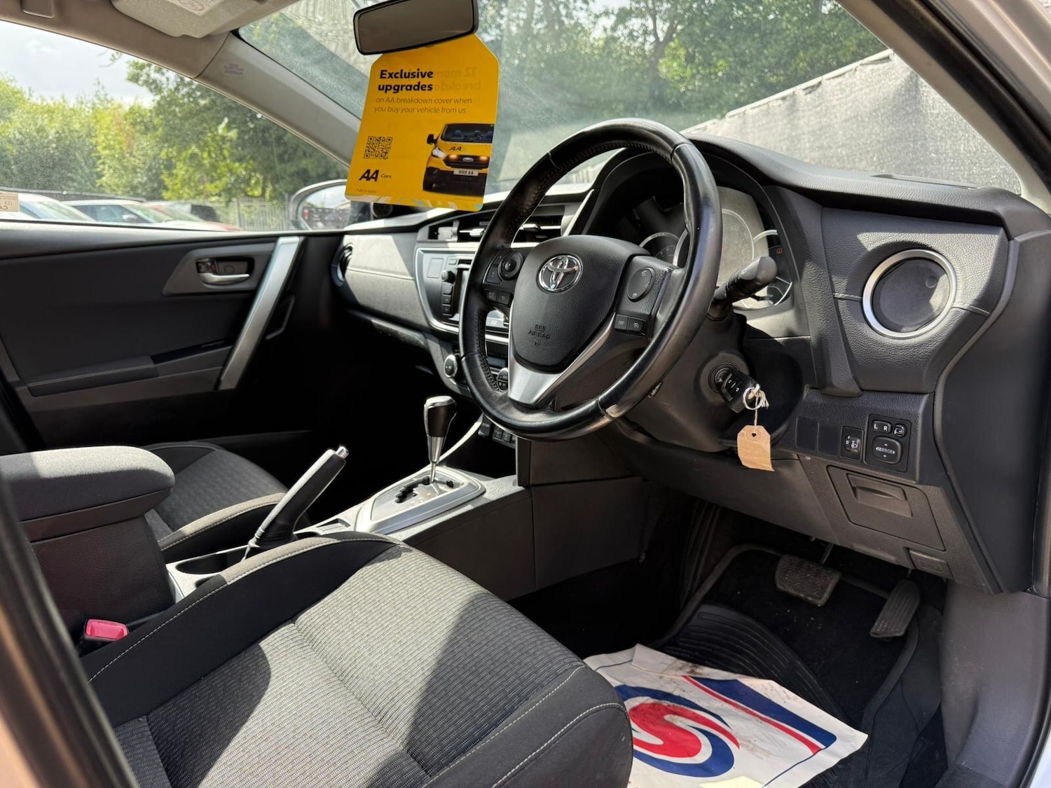 Vehicle 33