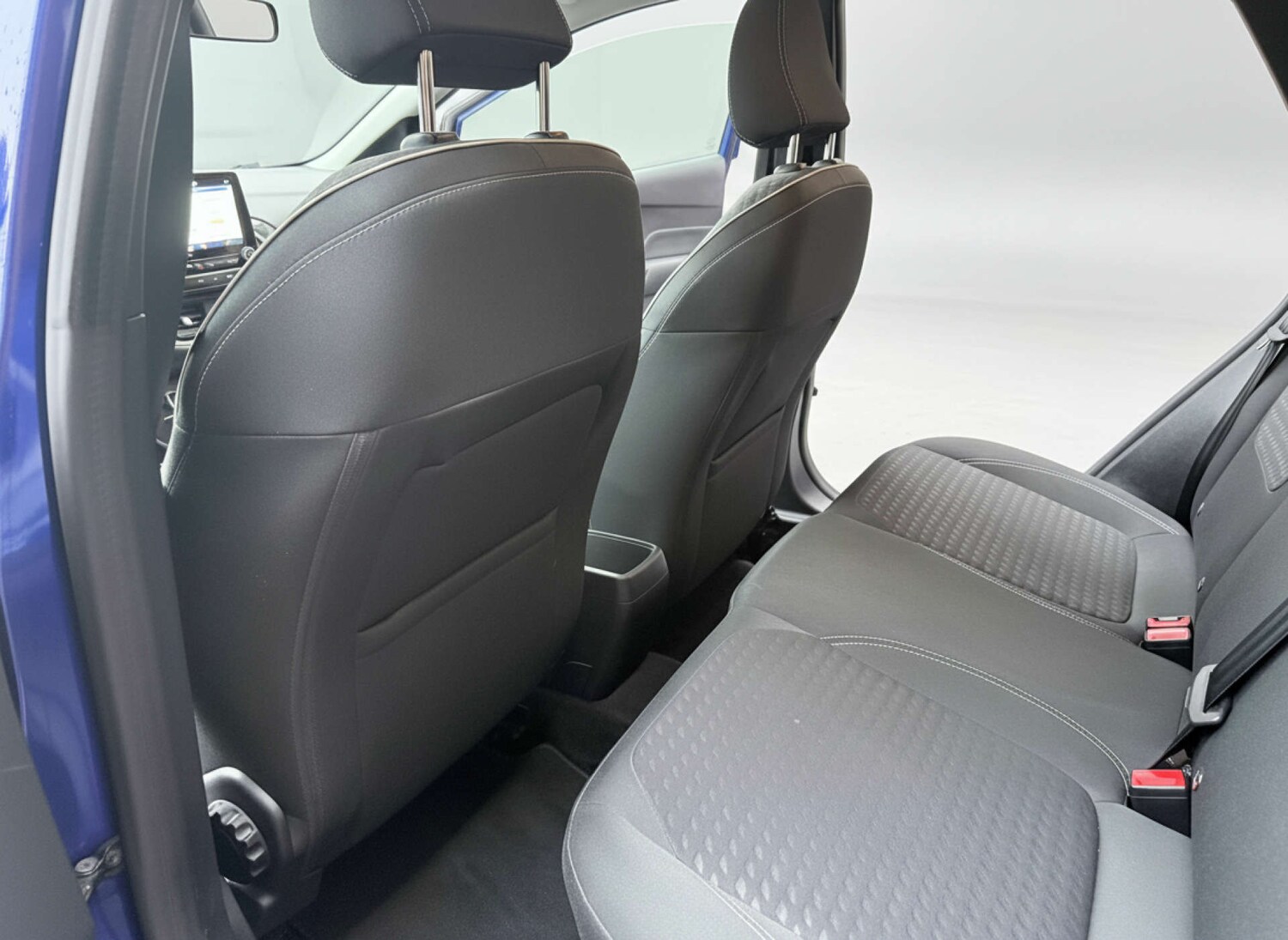 Used Ford Fiesta 2017 for sale - 76904934: Photo 18