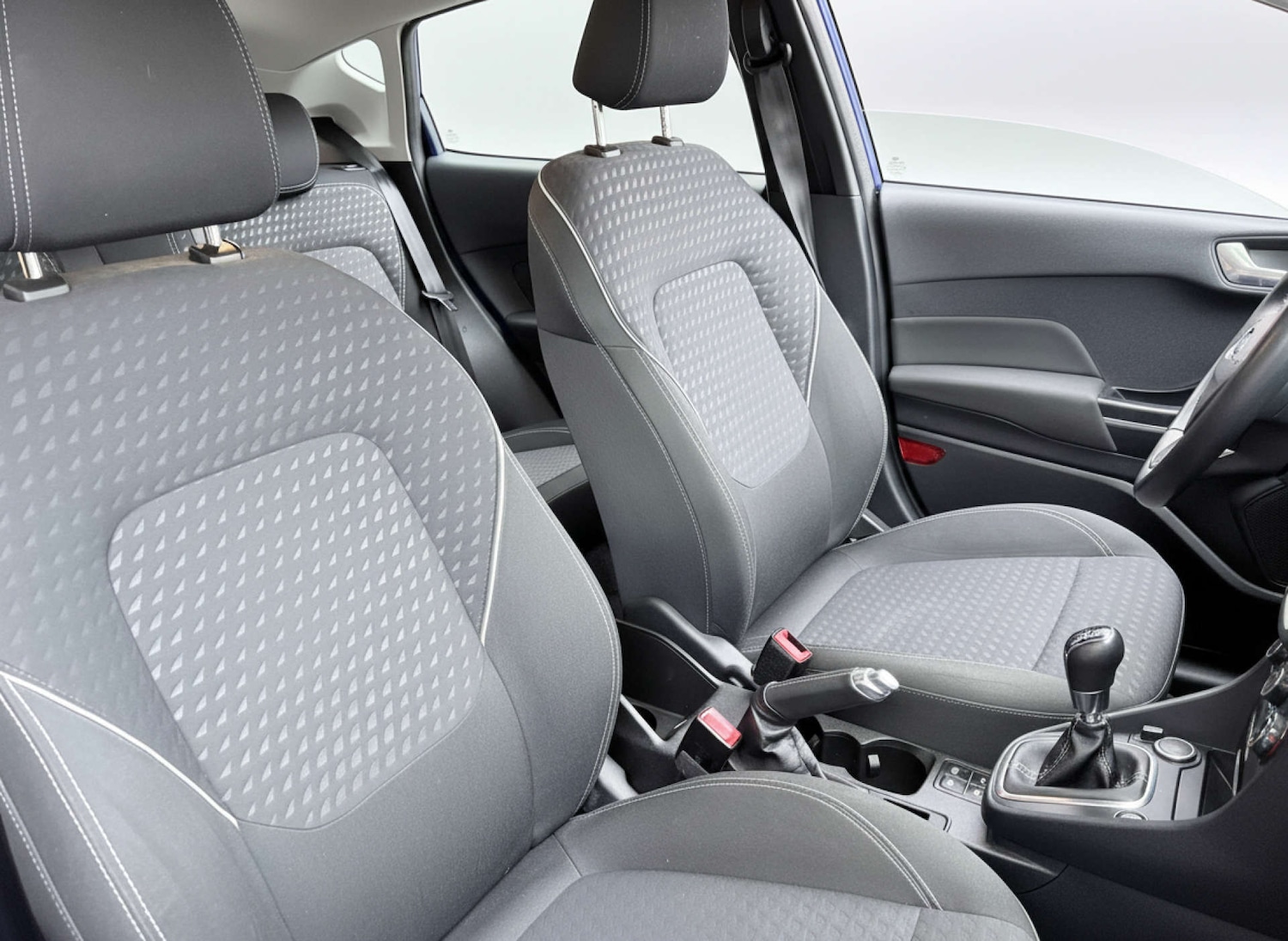 Used Ford Fiesta 2017 for sale - 76904934: Photo 9