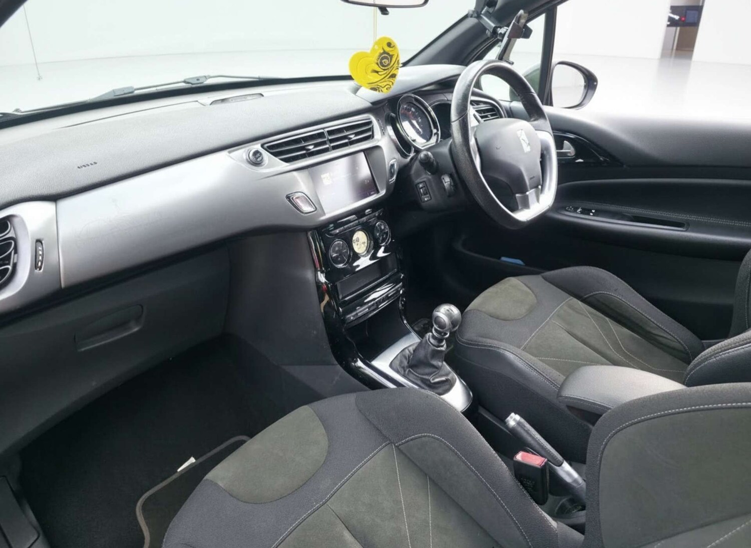 Used DS Automobiles DS 3 2016 for sale - 77420205: Photo 14