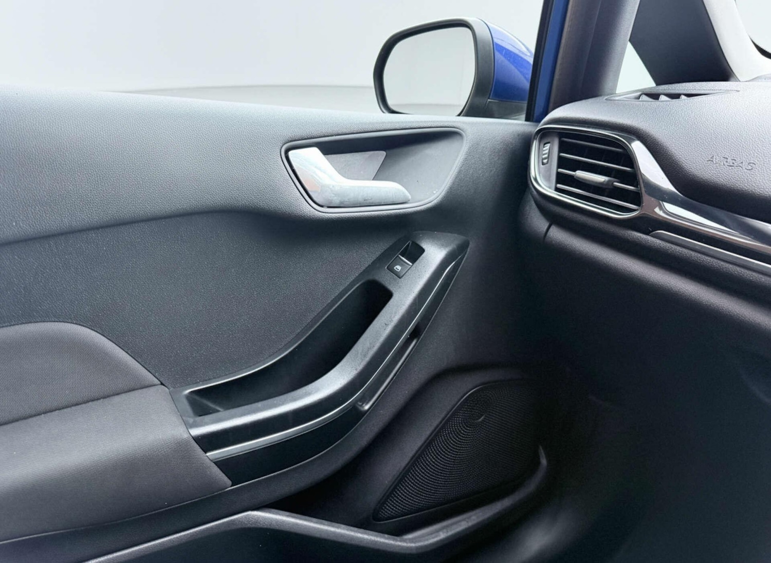 Used Ford Fiesta 2017 for sale - 76801712: Photo 11