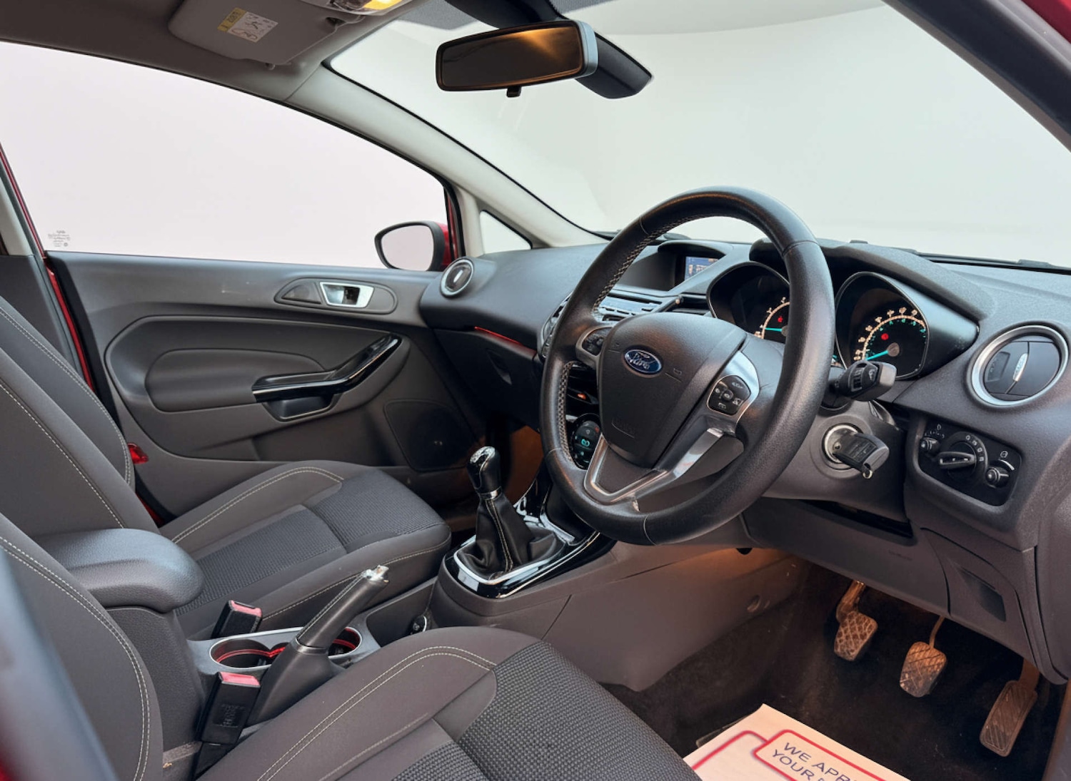 Used Ford Fiesta 2015 for sale - 76904938: Photo 16