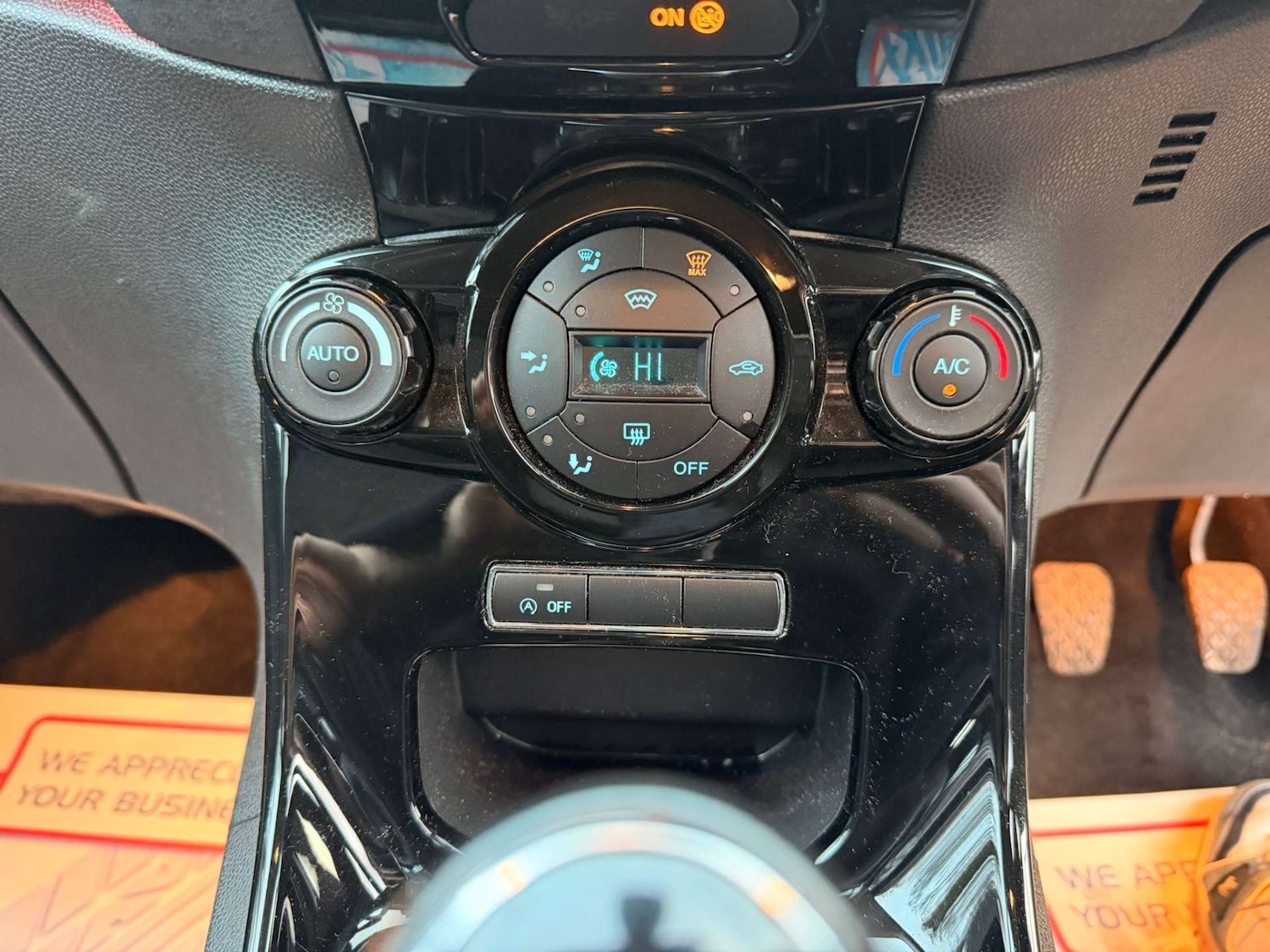 Used Ford Fiesta 2015 for sale - 76904938: Photo 33