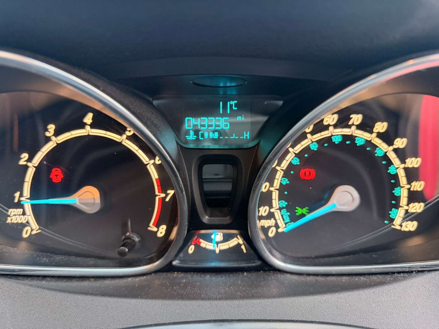 Used Ford Fiesta 2015 for sale - 76904938: Photo 39