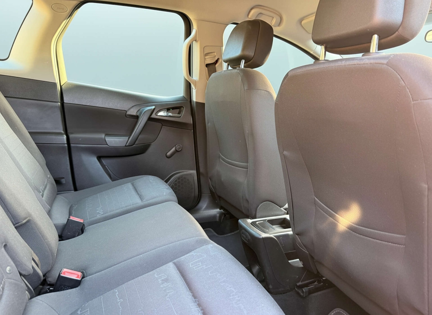 Used Vauxhall Meriva 2014 for sale - 76904941: Photo 20