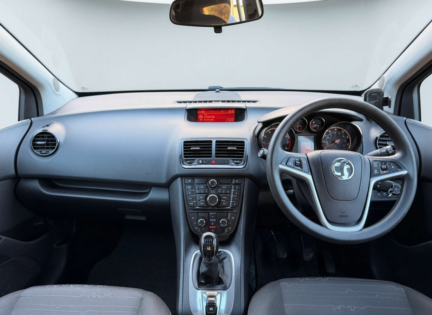 Used Vauxhall Meriva 2014 for sale - 76904941: Photo 24