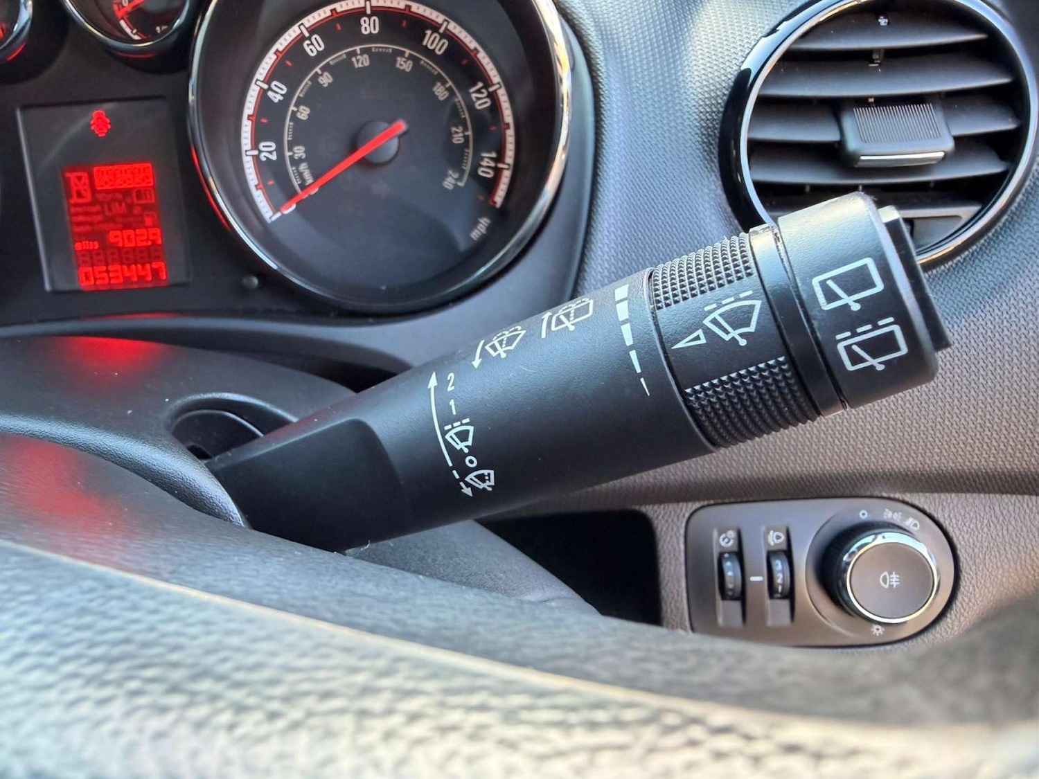 Used Vauxhall Meriva 2014 for sale - 76904941: Photo 50