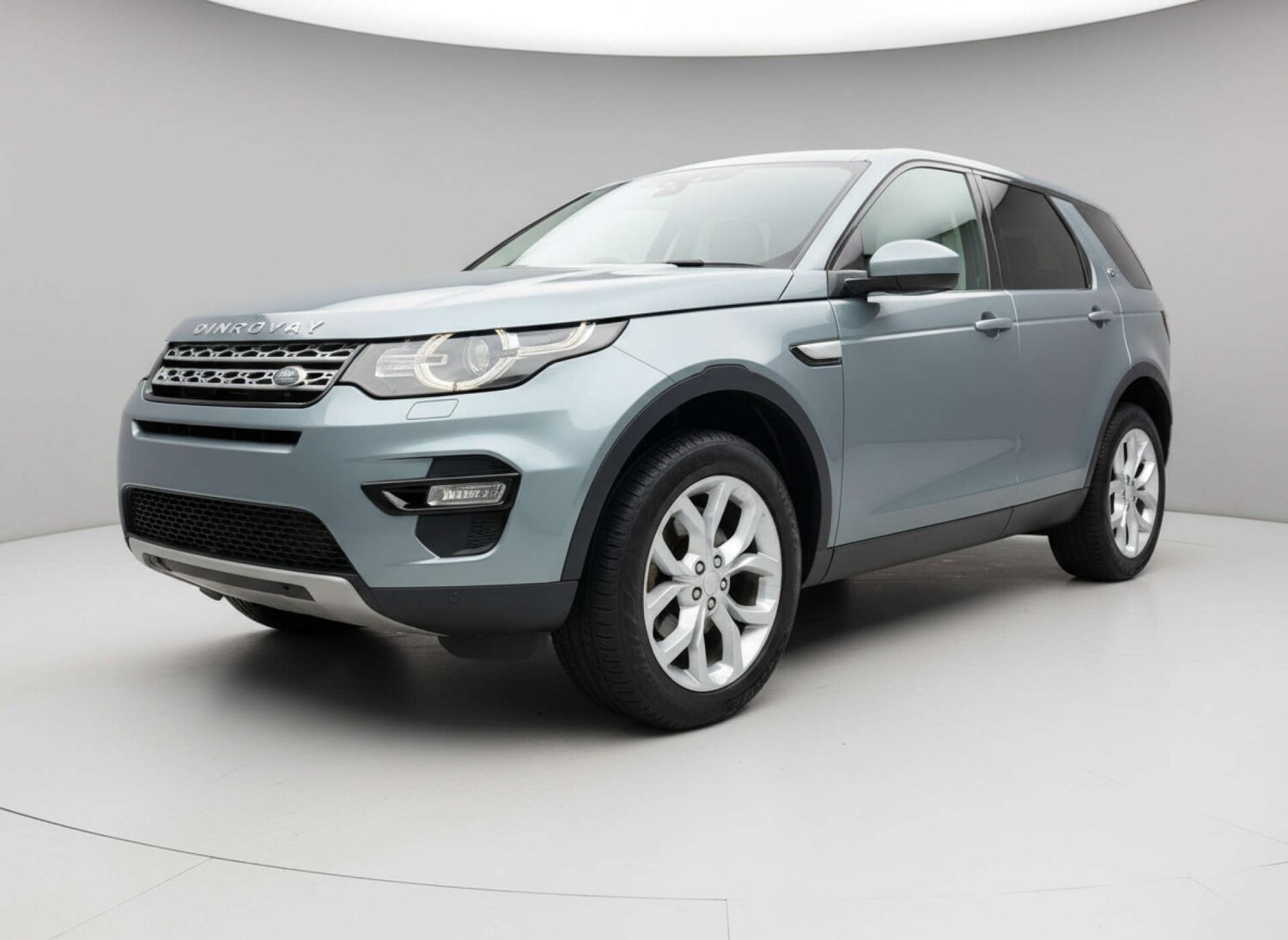 Used Land Rover Discovery Sport 2016 for sale - 76904937: Photo 27