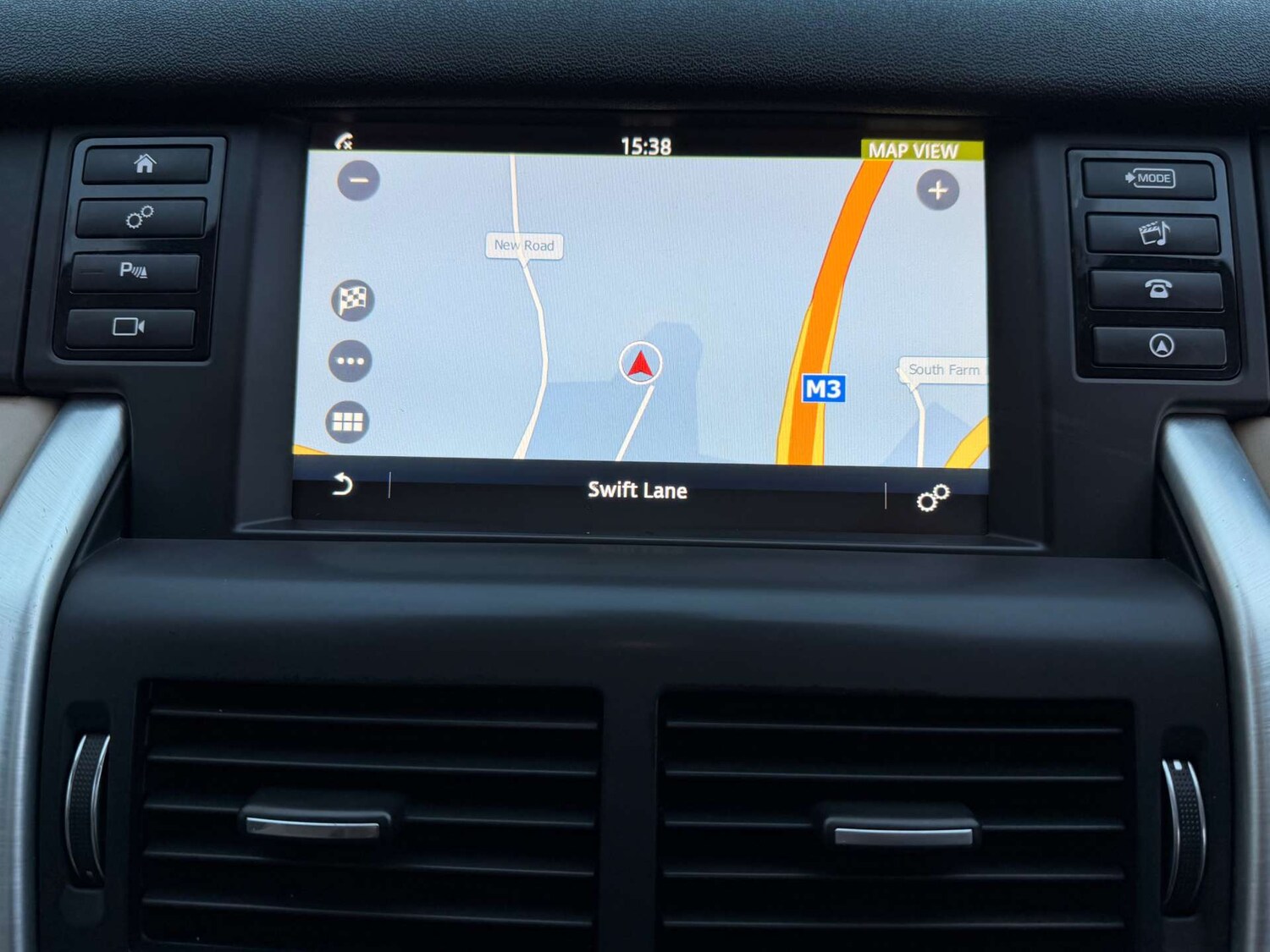 Used Land Rover Discovery Sport 2016 for sale - 76904937: Photo 34