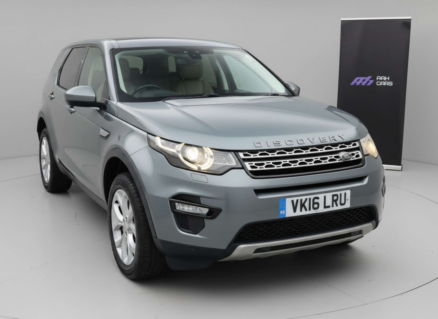 Used Land Rover Discovery Sport 2016 for sale - 76904937: Photo 49