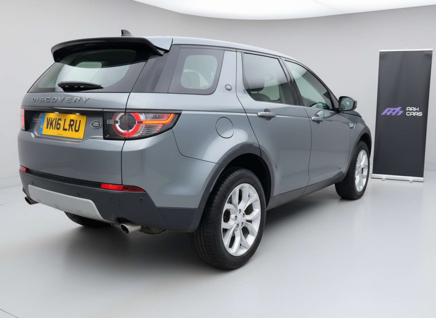 Used Land Rover Discovery Sport 2016 for sale - 76904937: Photo 61