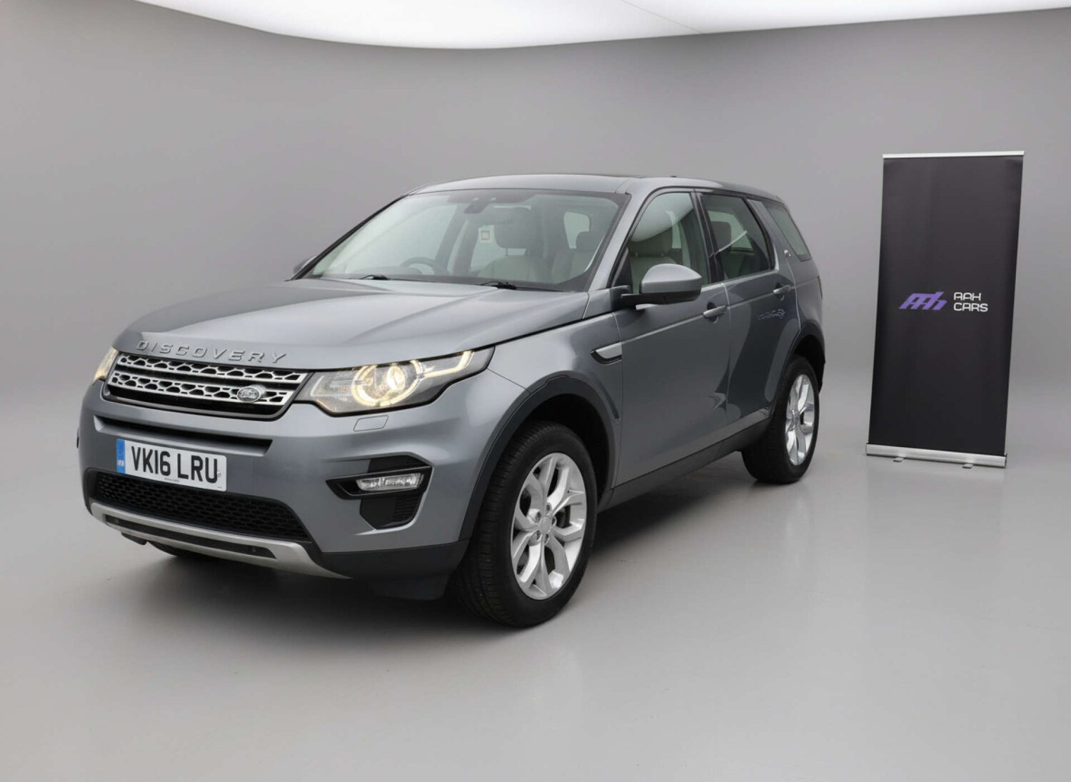 Used Land Rover Discovery Sport 2016 for sale - 76904937: Photo 67