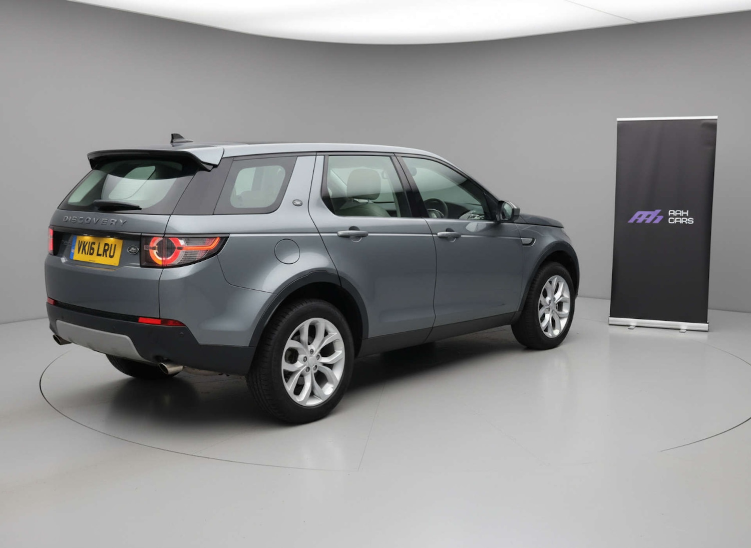 Used Land Rover Discovery Sport 2016 for sale - 76904937: Photo 7