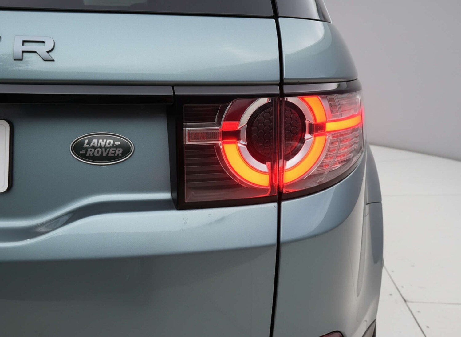 Used Land Rover Discovery Sport 2016 for sale - 76904937: Photo 77