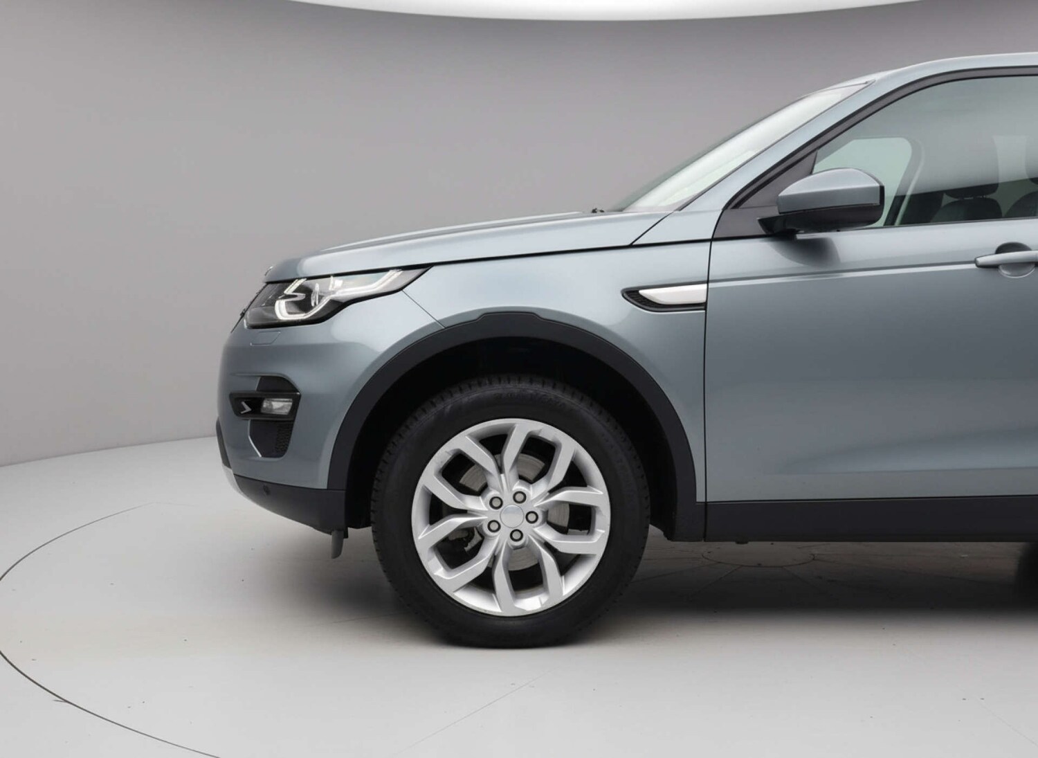 Used Land Rover Discovery Sport 2016 for sale - 76904937: Photo 79