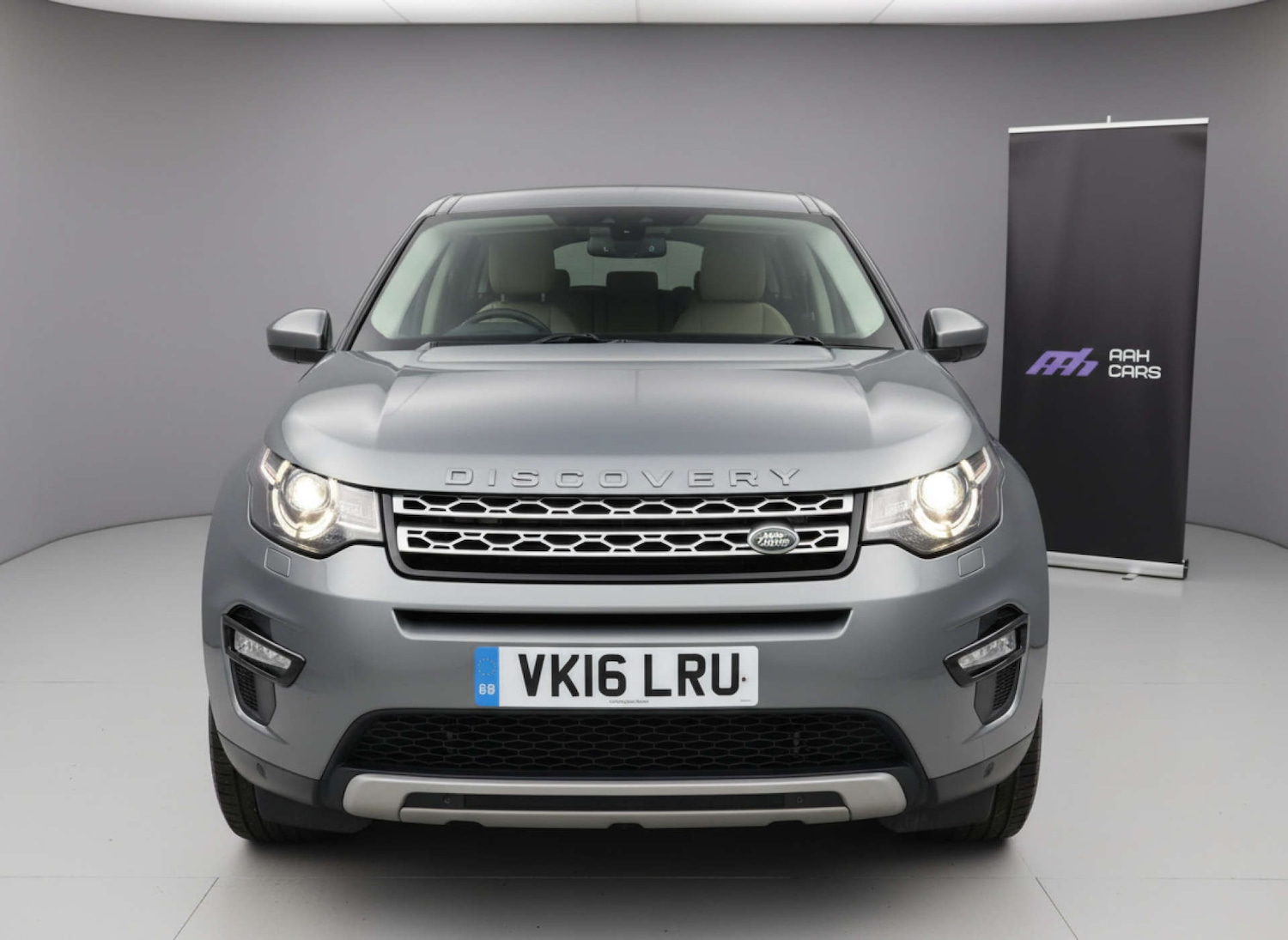 Used Land Rover Discovery Sport 2016 for sale - 76904937: Photo 81