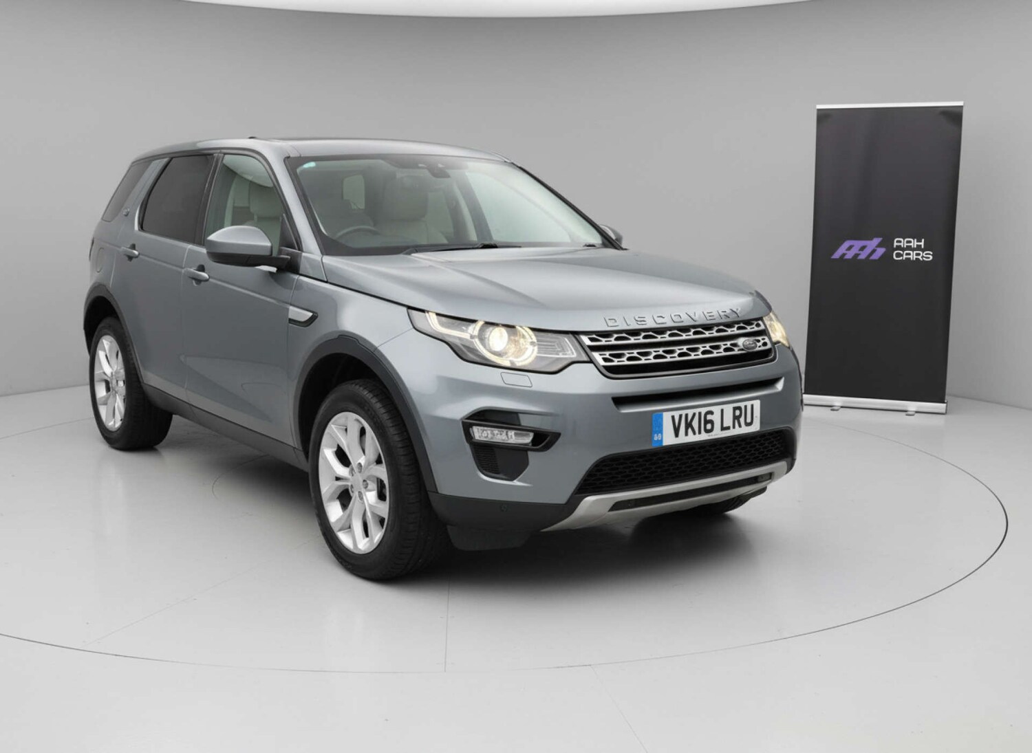 Used Land Rover Discovery Sport 2016 for sale - 76904937: Photo 82