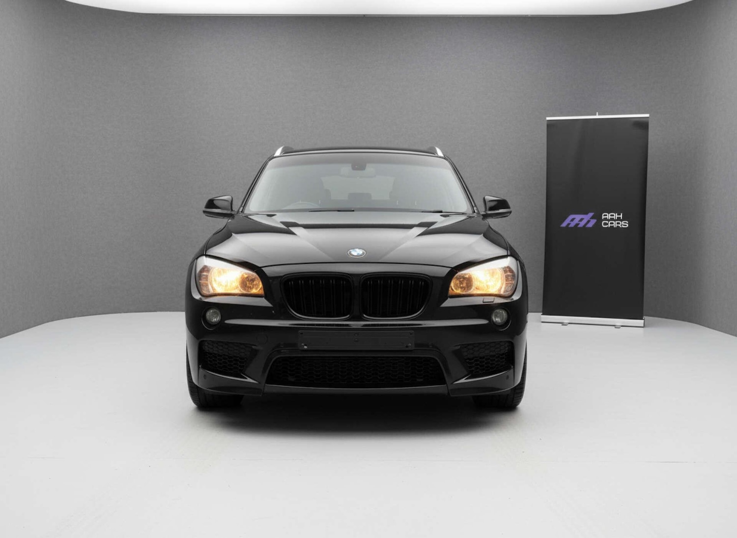 Used BMW X1 2013 for sale - 76473310: Photo 2