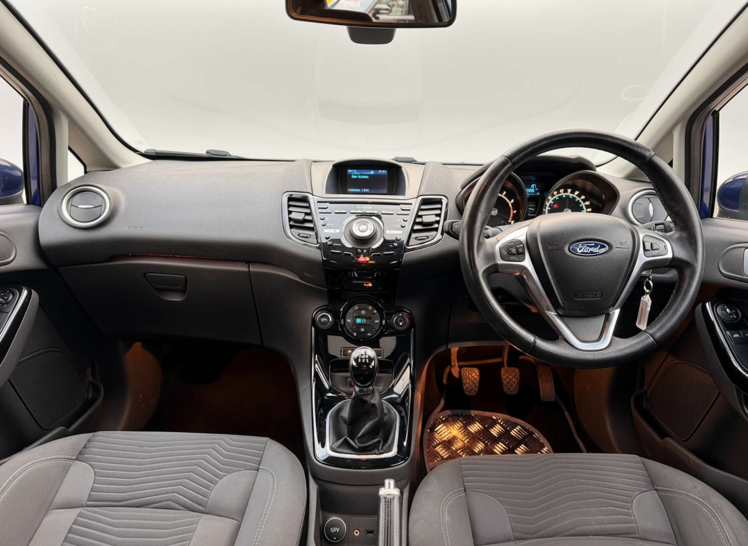 Used Ford Fiesta 2014 for sale - 76904932: Photo 11