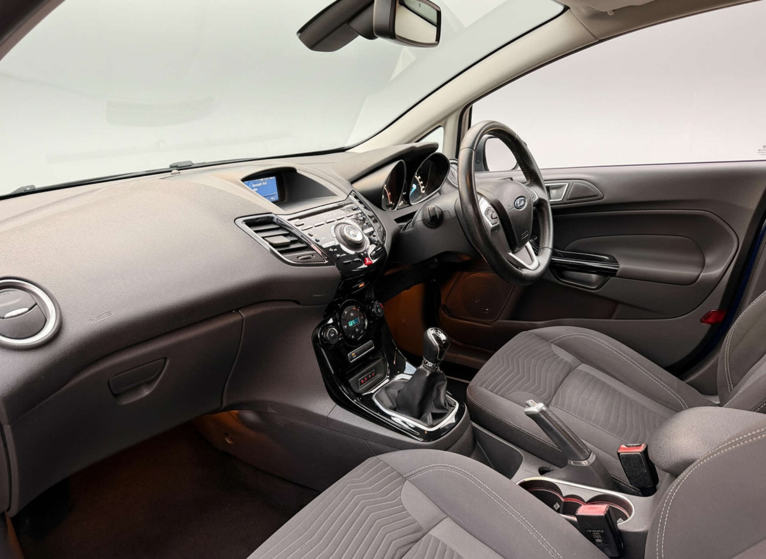 Used Ford Fiesta 2014 for sale - 76904932: Photo 21