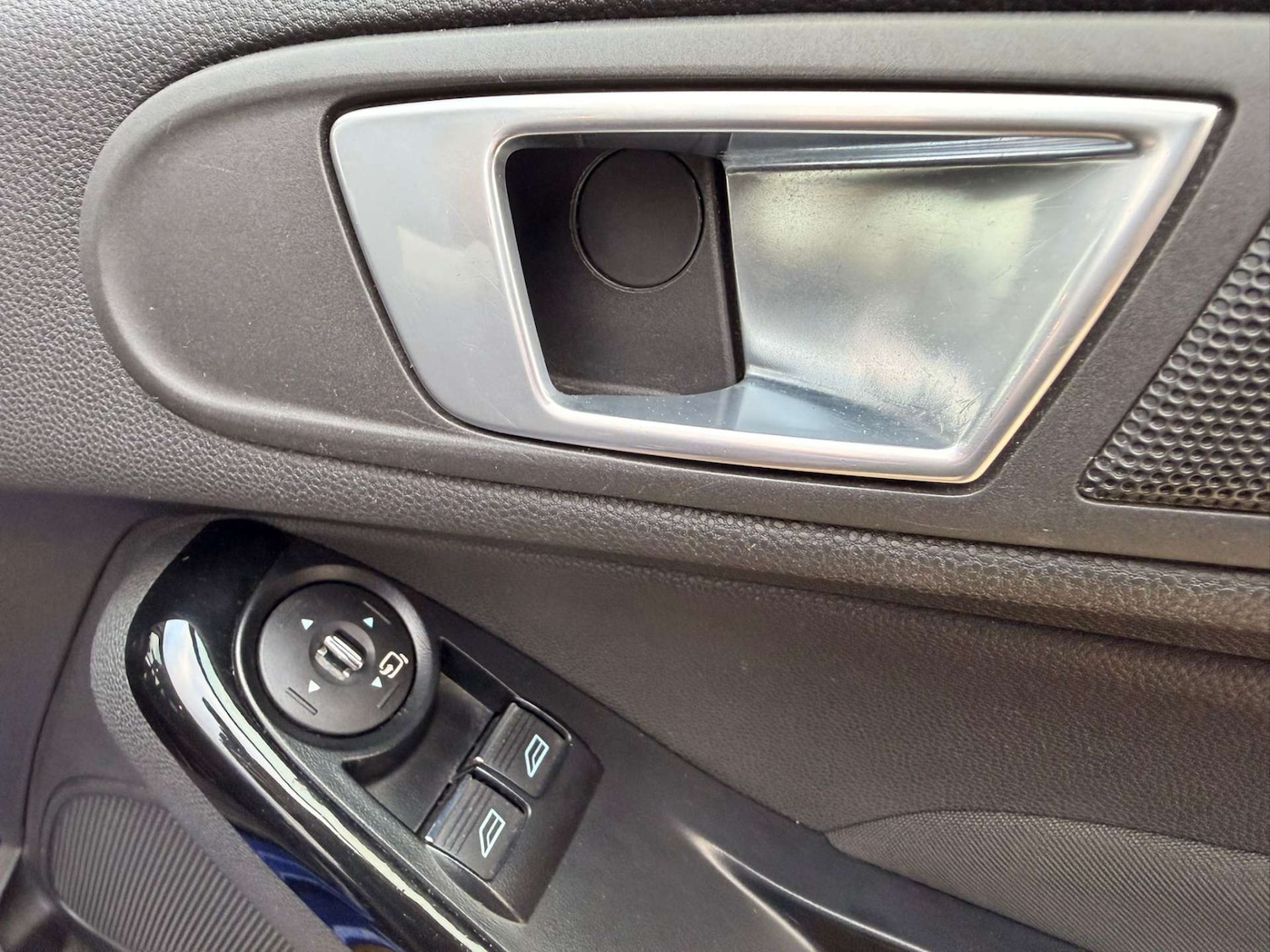 Used Ford Fiesta 2014 for sale - 76904932: Photo 43