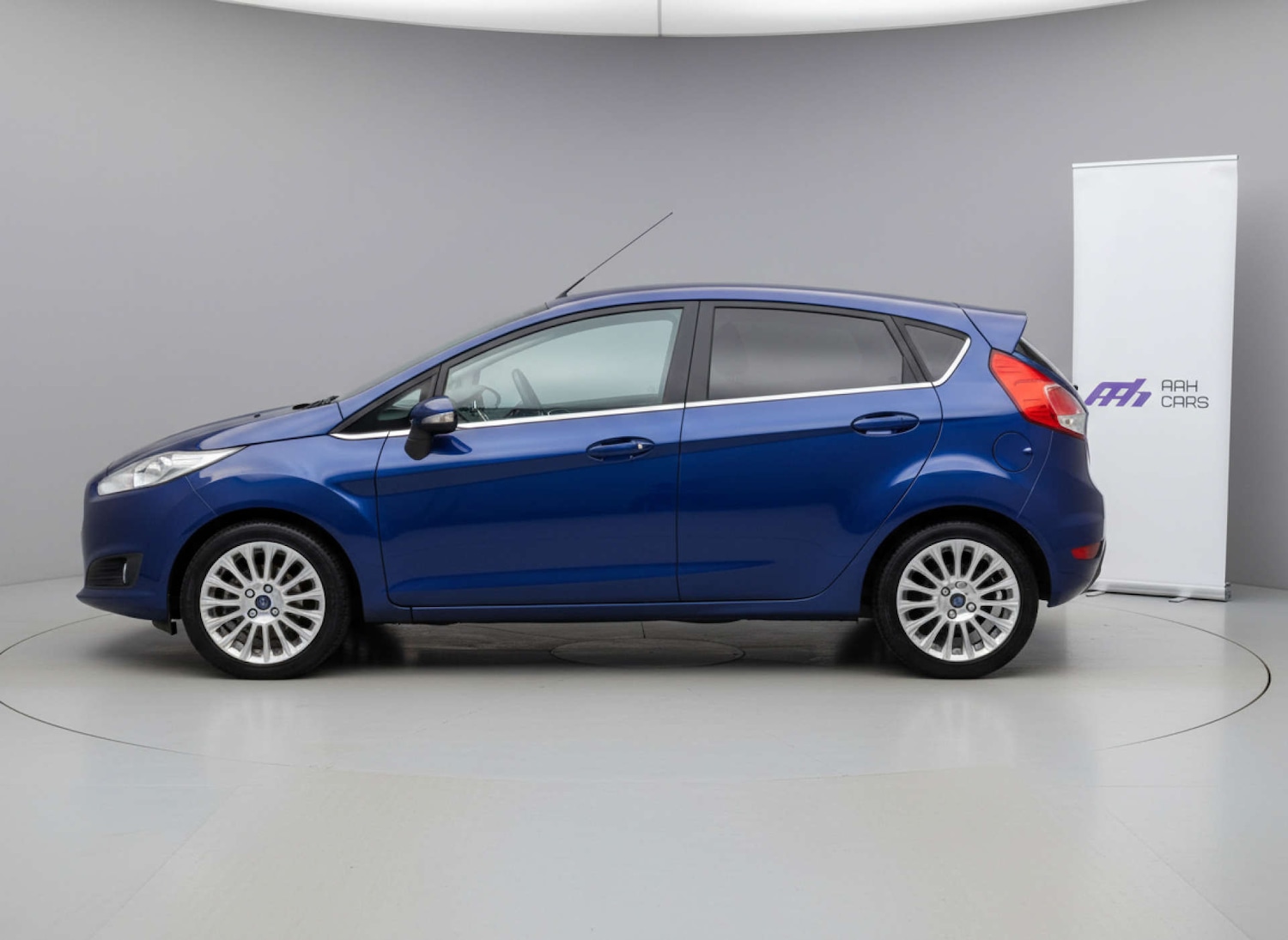 Used Ford Fiesta 2014 for sale - 76904932: Photo 9