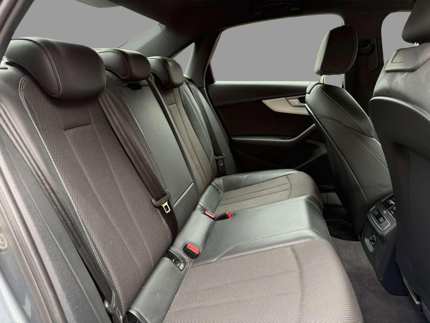 Used Audi A4 2016 for sale - 76423482: Photo 18