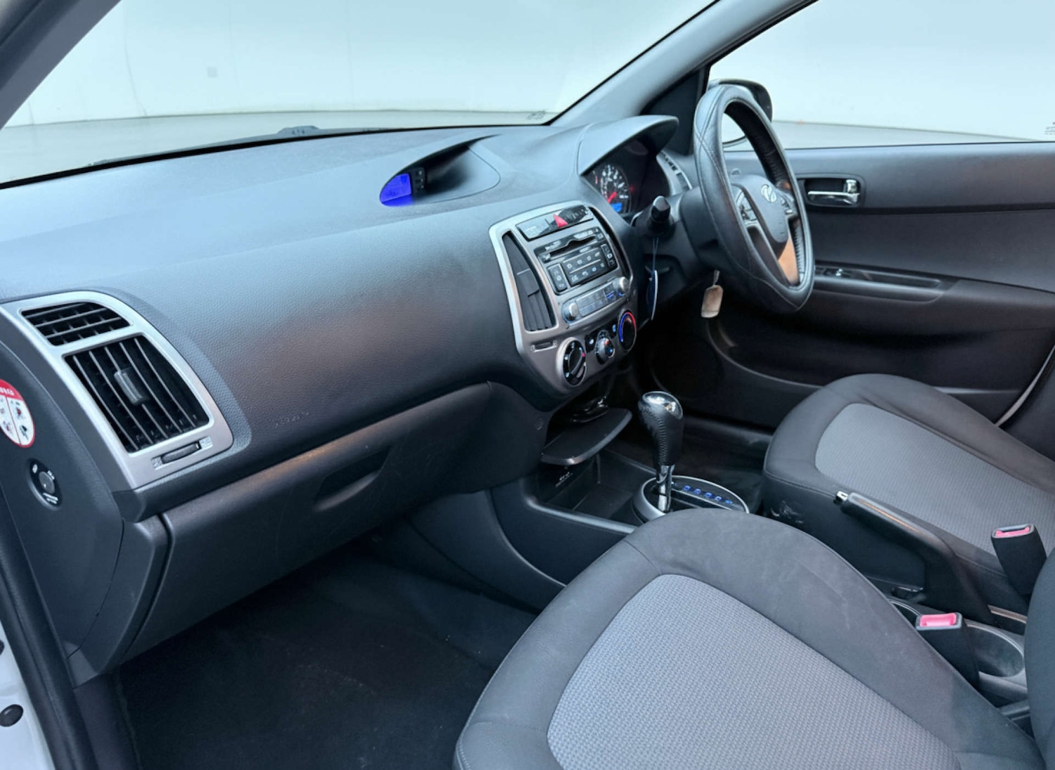 Used Hyundai i20 2014 for sale - 77061750: Photo 10