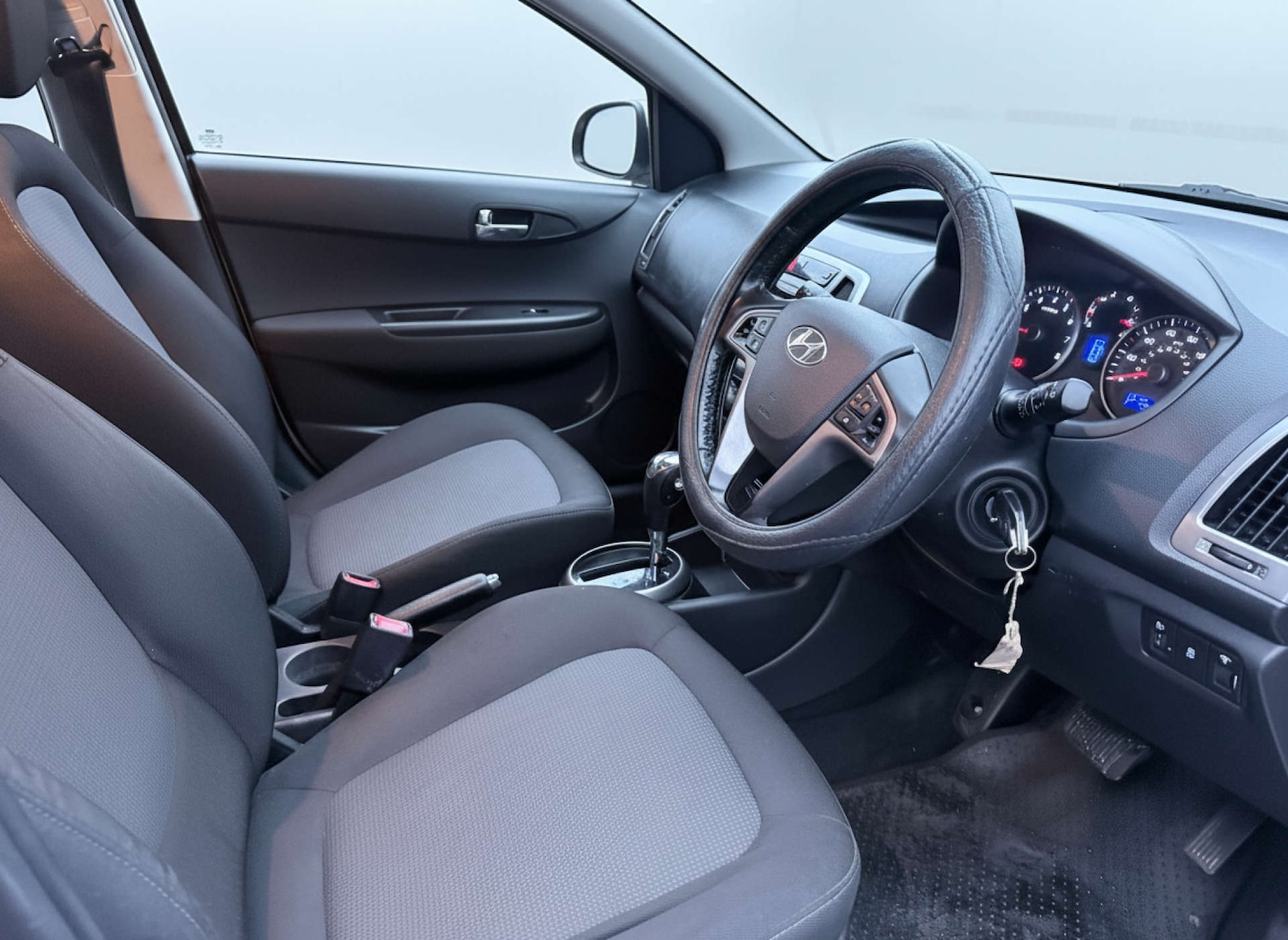 Used Hyundai i20 2014 for sale - 77061750: Photo 26