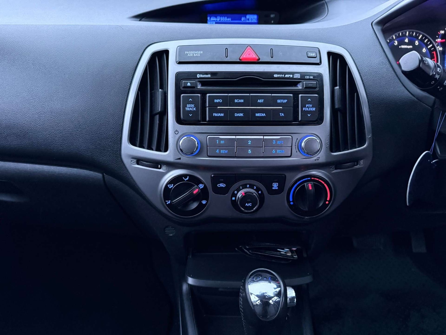 Used Hyundai i20 2014 for sale - 77061750: Photo 34