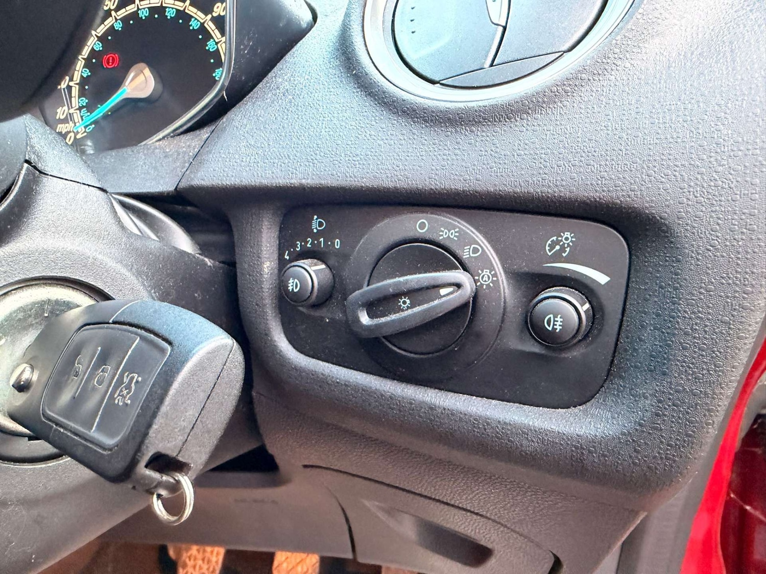 Used Ford Fiesta 2015 for sale - 77259143: Photo 45