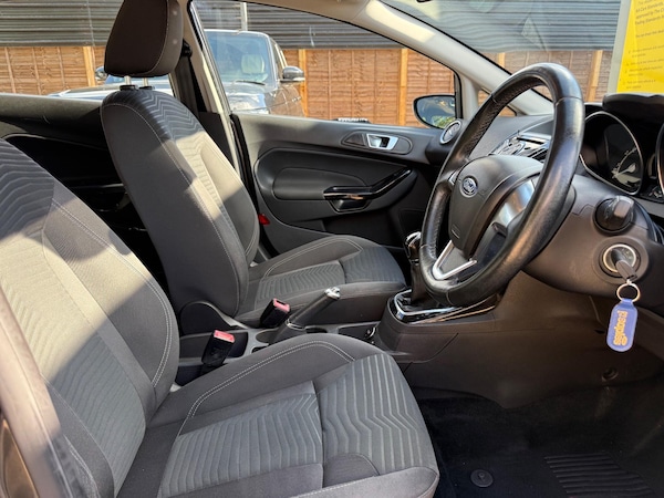 Used Ford Fiesta 2015 for sale - 76123047: Photo 12
