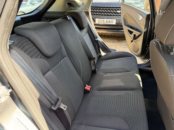 Used Ford Fiesta 2015 for sale - 76123047: Photo 14