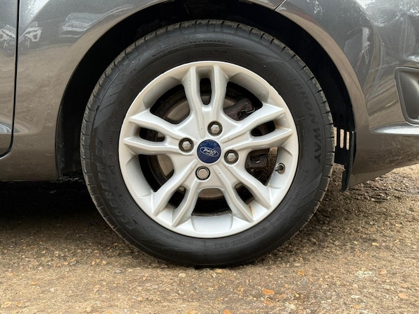 Used Ford Fiesta 2015 for sale - 76123047: Photo 20