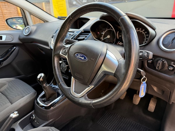 Used Ford Fiesta 2015 for sale - 76123047: Photo 51