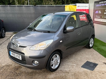 Used Hyundai i10 2010 for sale - 76071653: Photo