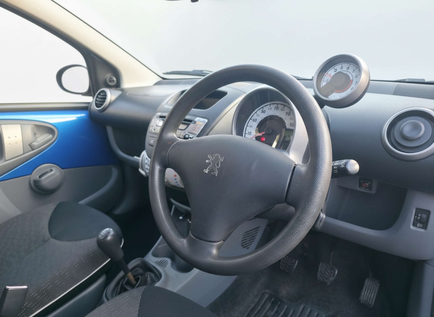 Used Peugeot 107 2010 for sale - 77259128: Photo 12